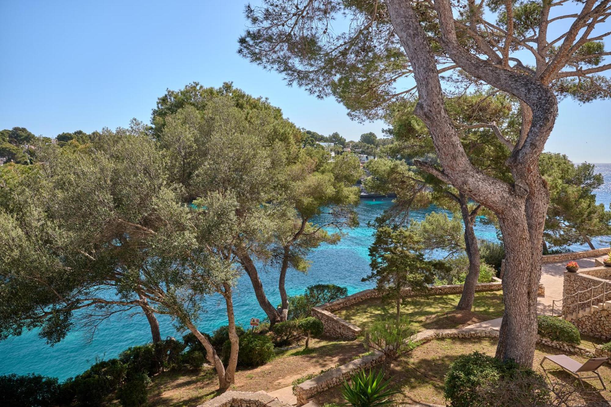 Waterfront 'maria'. Pool. Wifi Apartment Santanyi