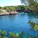 Waterfront Apartment \'Maria\'. Pool. Wifi