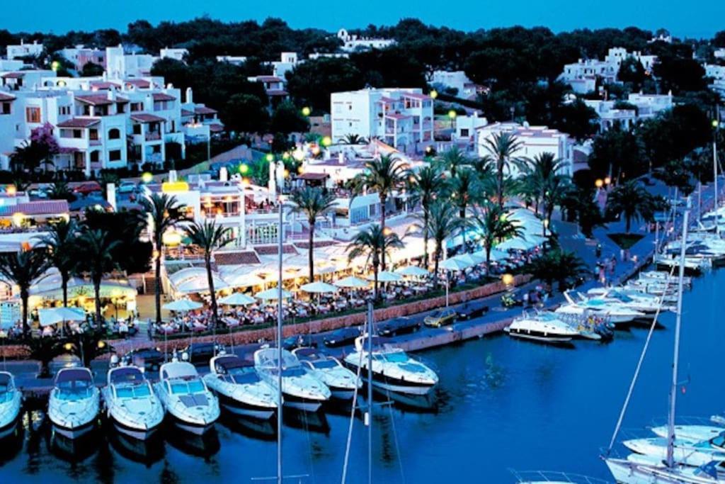 Apartment Waterfront 'maria'. Pool. Wifi